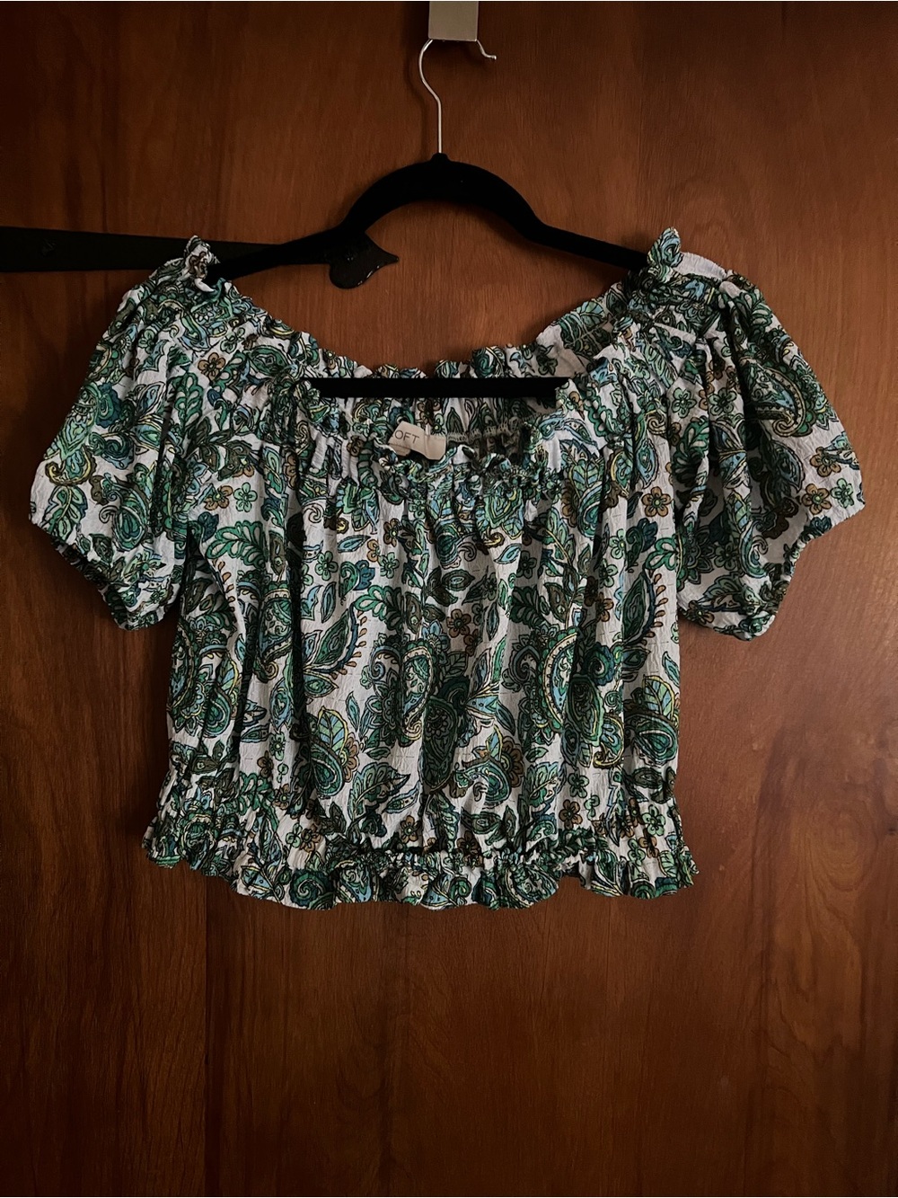 LOFT Green Paisley Off-Shoulder Crop Top